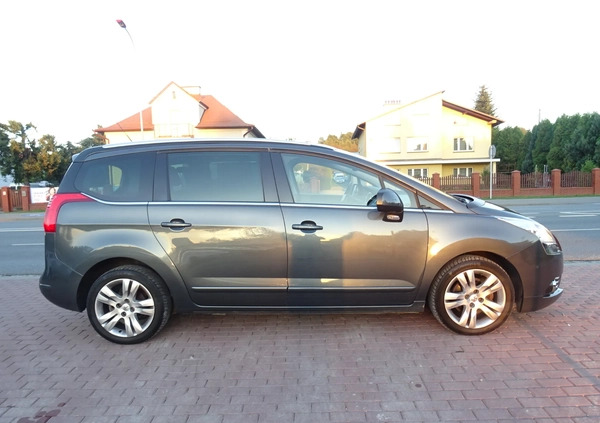 Peugeot 5008 cena 25000 przebieg: 226000, rok produkcji 2010 z Suraż małe 596